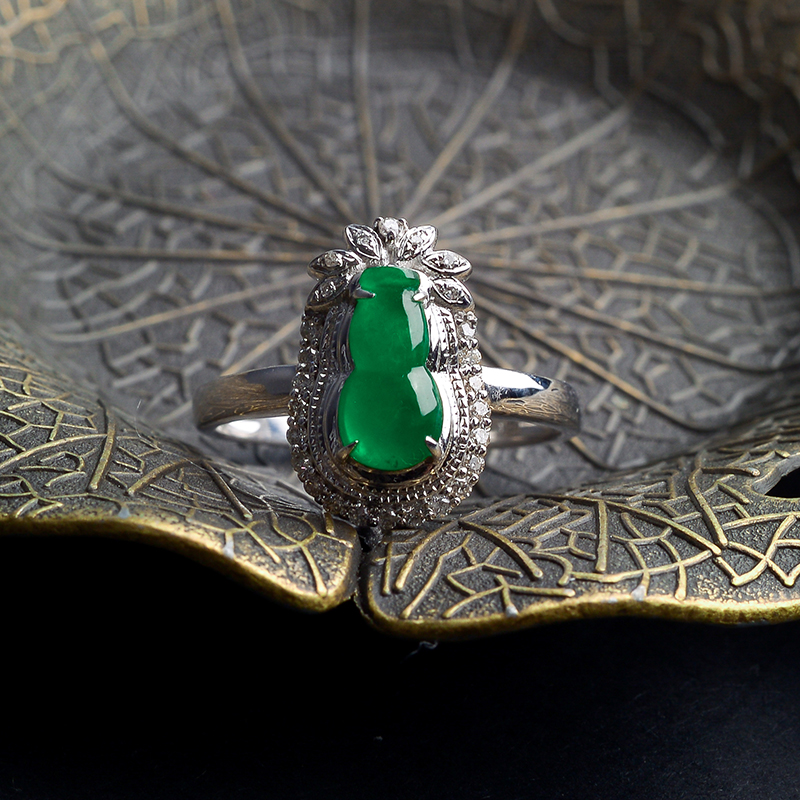 18K金阳绿翡翠葫芦戒指 - 红掌柜珠宝