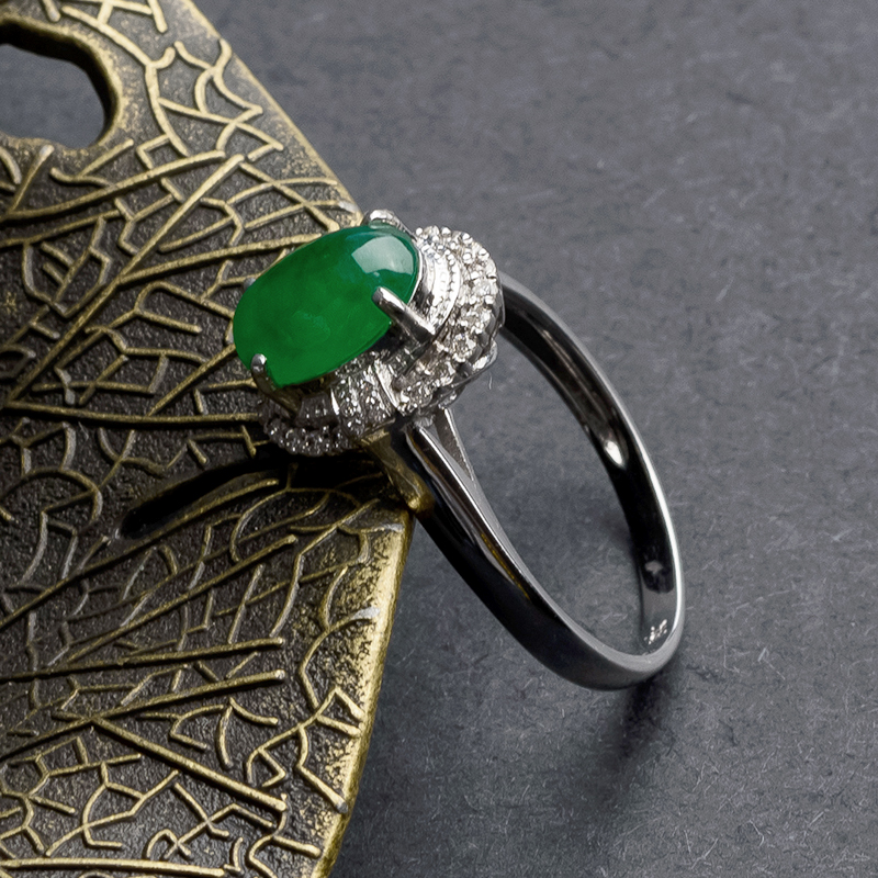 翠绿翡翠戒指-红掌柜珠宝