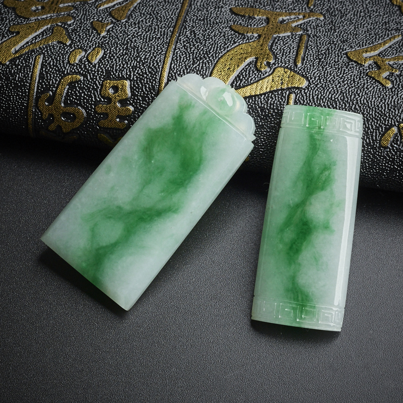 翡翠飘翠方牌吊坠 - 红掌柜珠宝