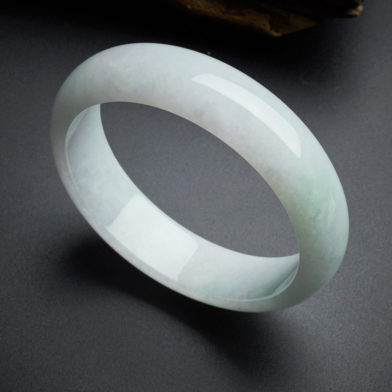 糯种飘绿翡翠手镯 - 红掌柜珠宝