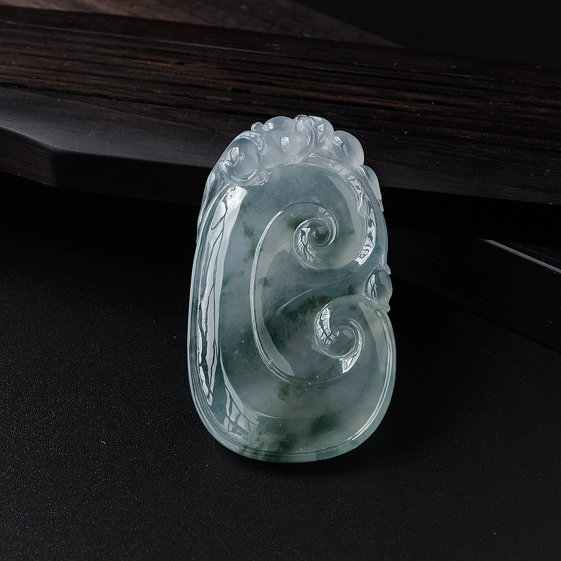 缅甸天然飘花翡翠如意吊坠-红掌柜