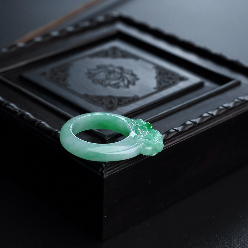 缅甸天然糯种翡翠龙头戒指-红掌柜