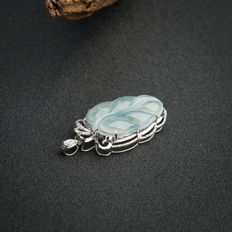 缅甸糯冰种飘翠翡翠叶子吊坠 - 红掌柜