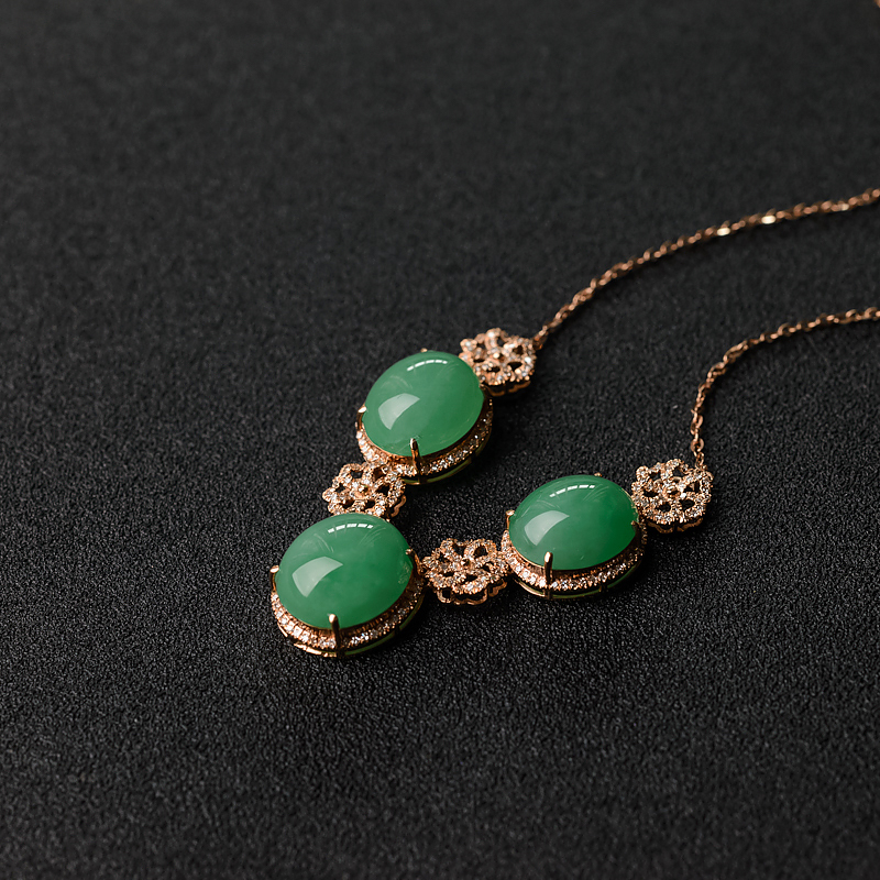 18K金镶钻糯种阳绿翡翠项链-红掌柜