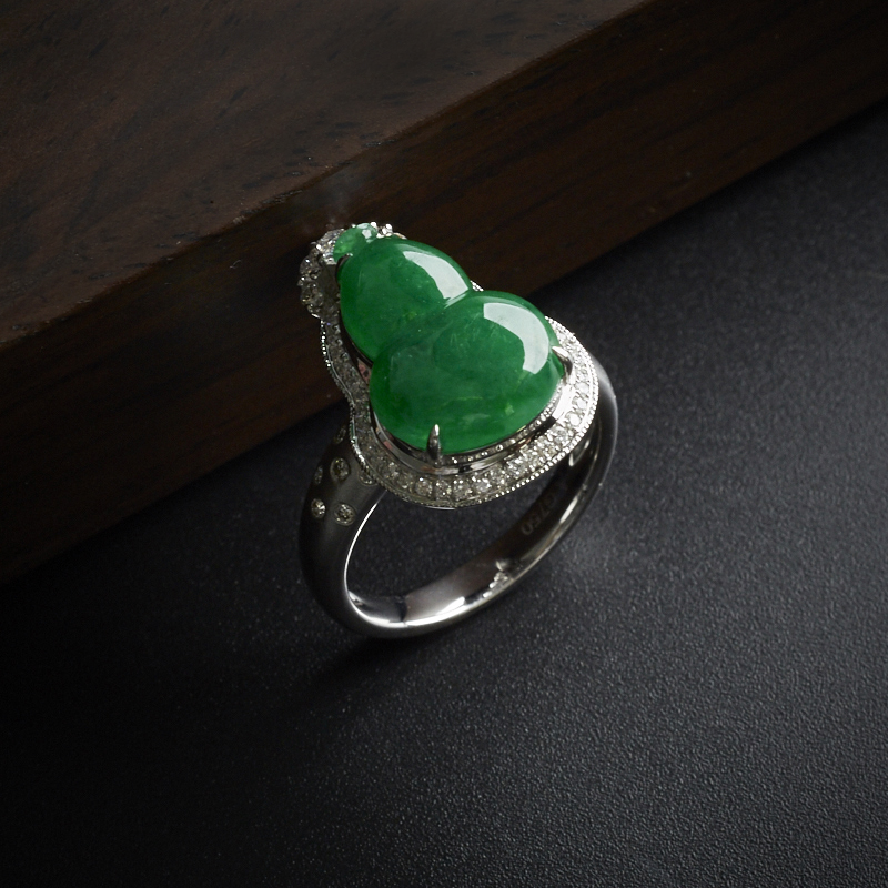 糯种翡翠戒指 - 红掌柜珠宝