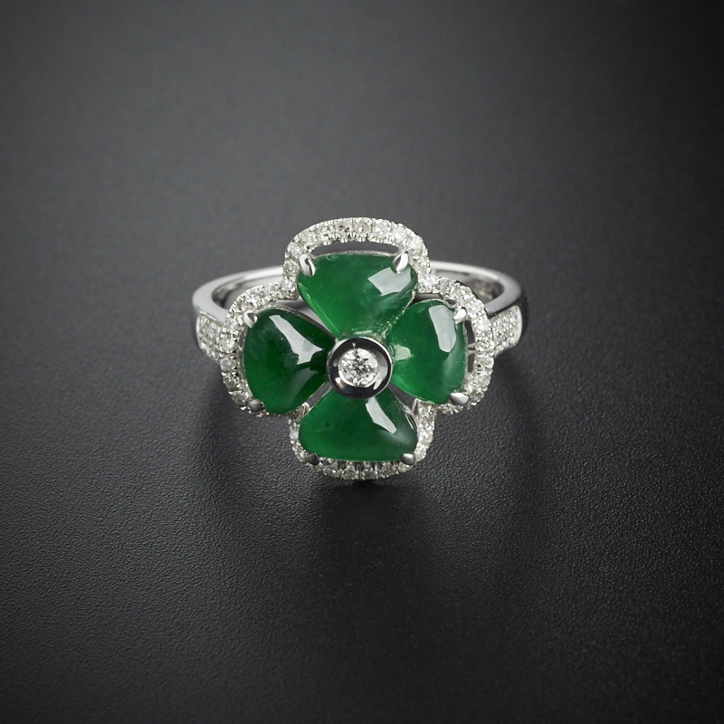 18K群镶戒指-红掌柜珠宝