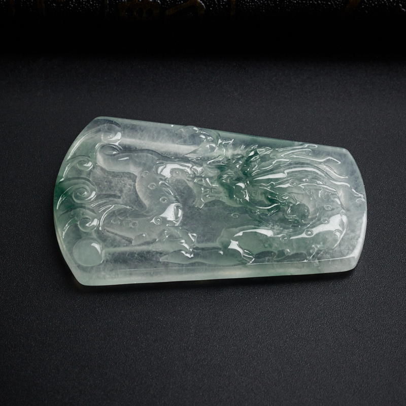 冰种龙牌吊坠-红掌柜珠宝