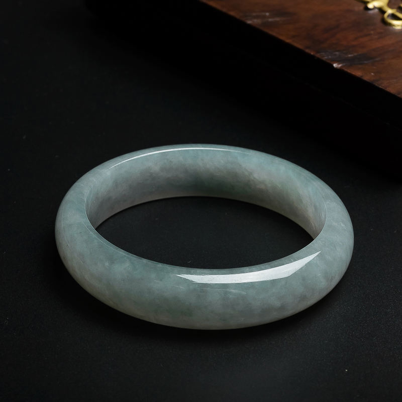 糯冰种翡翠手镯-红掌柜珠宝