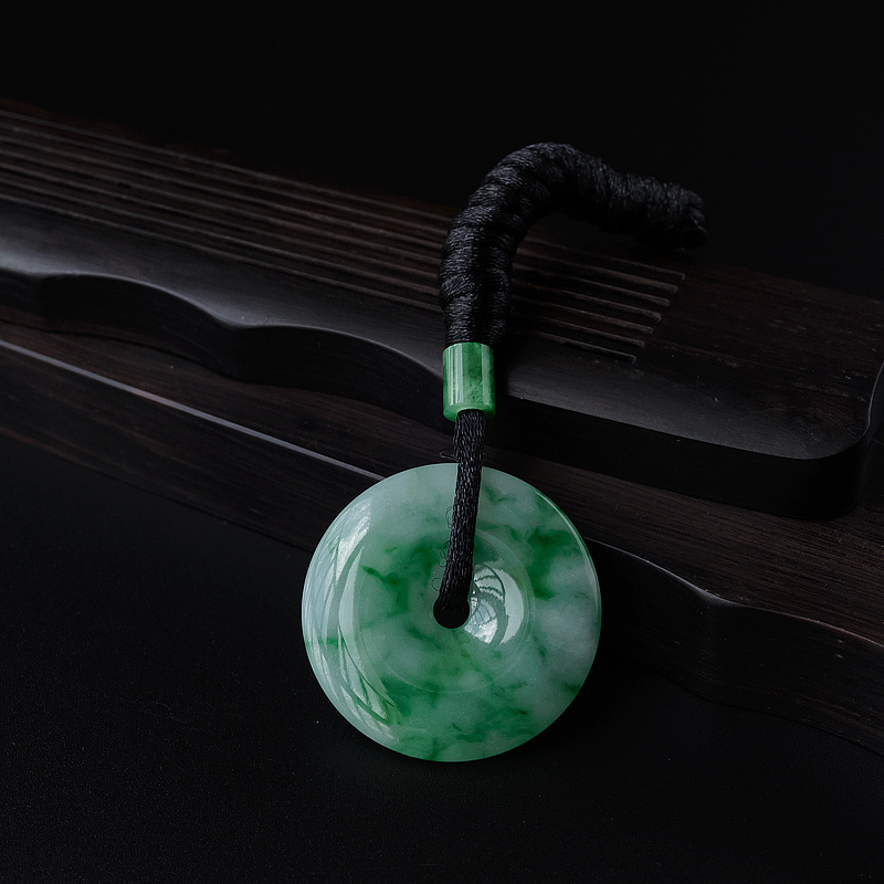 缅甸天然糯种飘绿翡翠平安扣吊坠-红掌柜