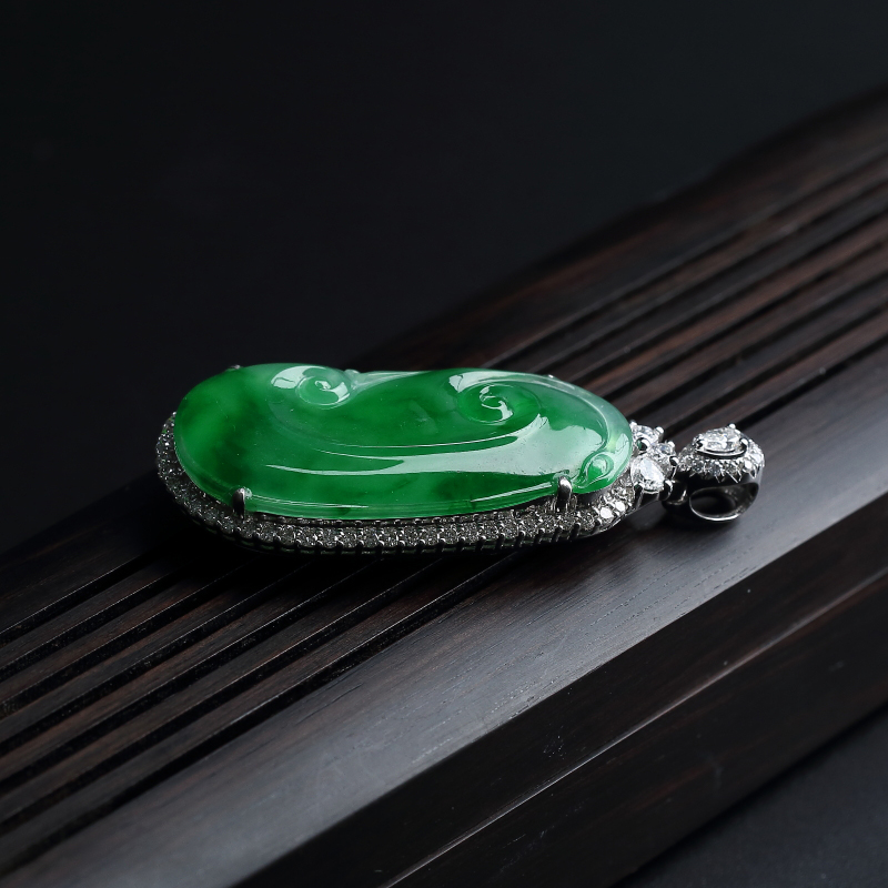 冰糯种阳绿如意吊坠 - 红掌柜