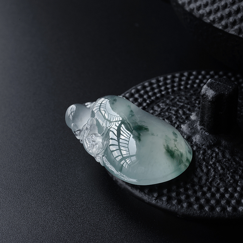 飘花翡翠福瓜吊坠 - 红掌柜