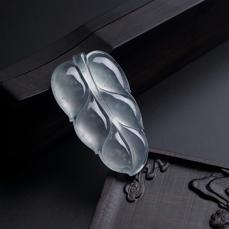 A货天然木那高冰种淡绿翡翠叶子 - 红掌柜