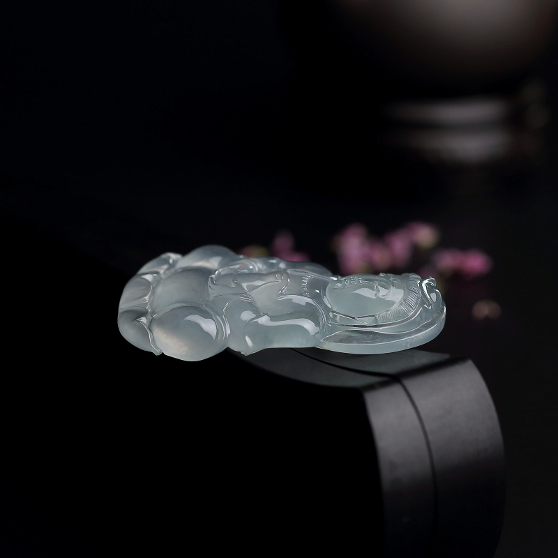 冰种翡翠观音-红掌柜