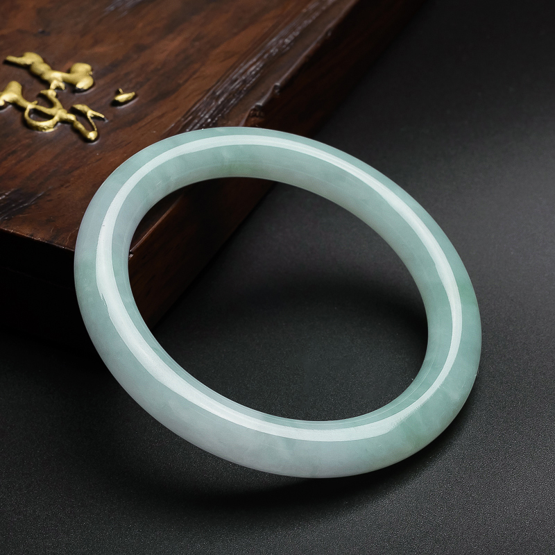 细糯种翡翠手镯-红掌柜珠宝