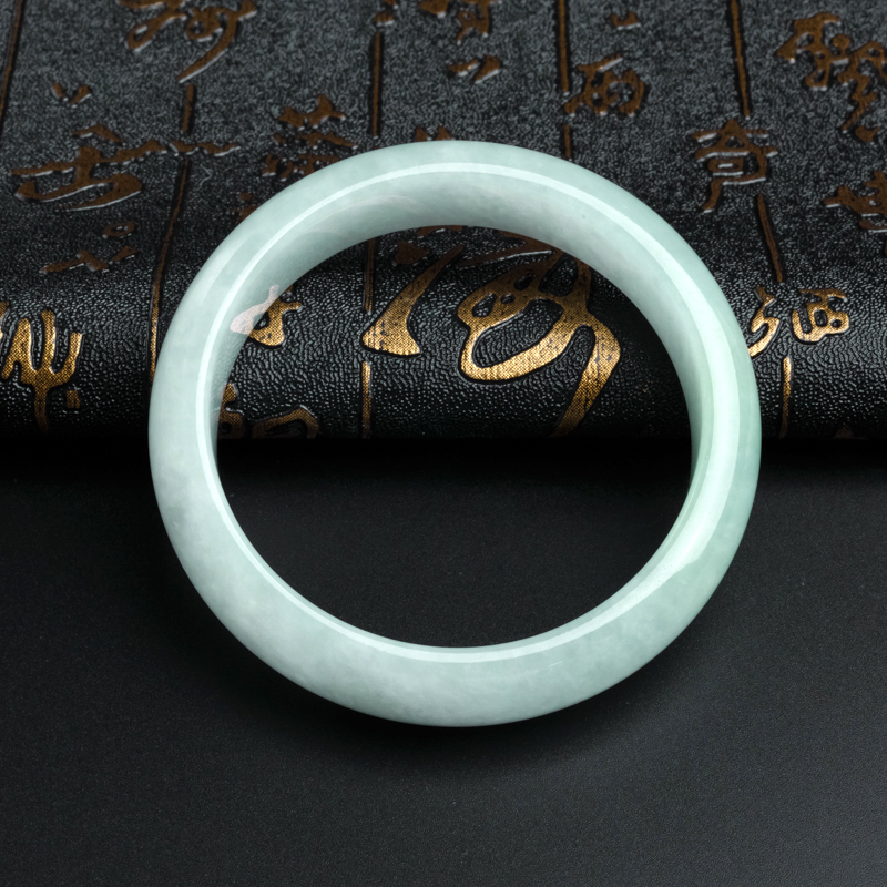 糯种飘阳绿翡翠手镯-红掌柜