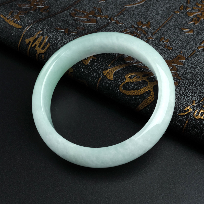 翡翠手镯-红掌柜