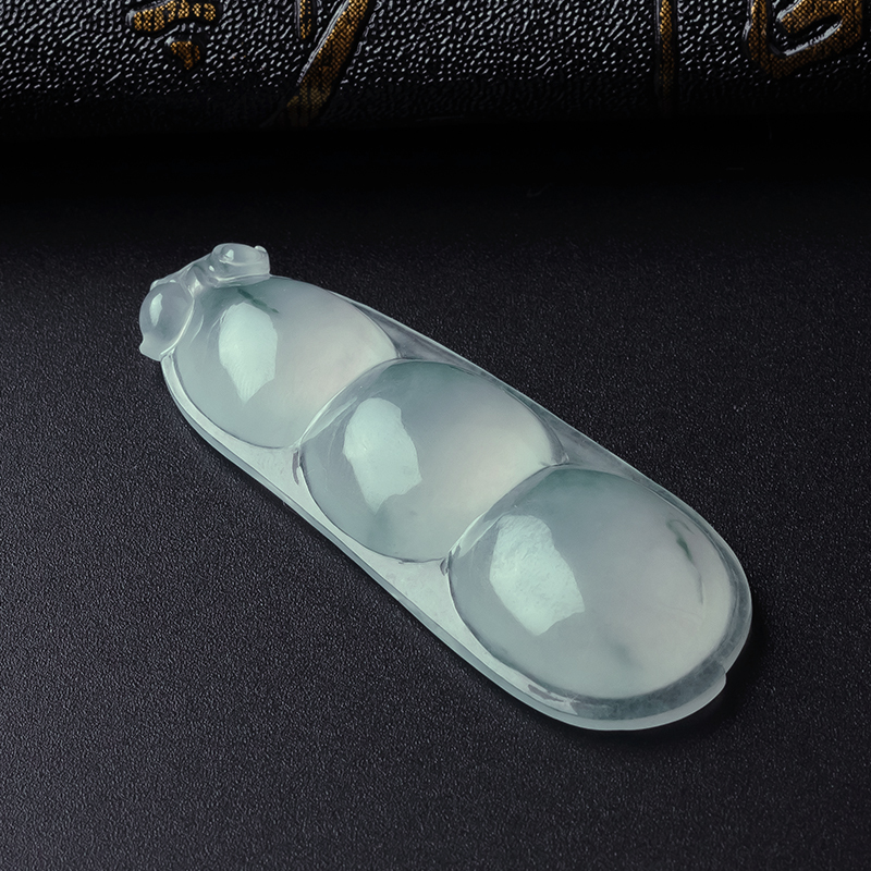 冰种翡翠四季豆吊坠-红掌柜珠宝