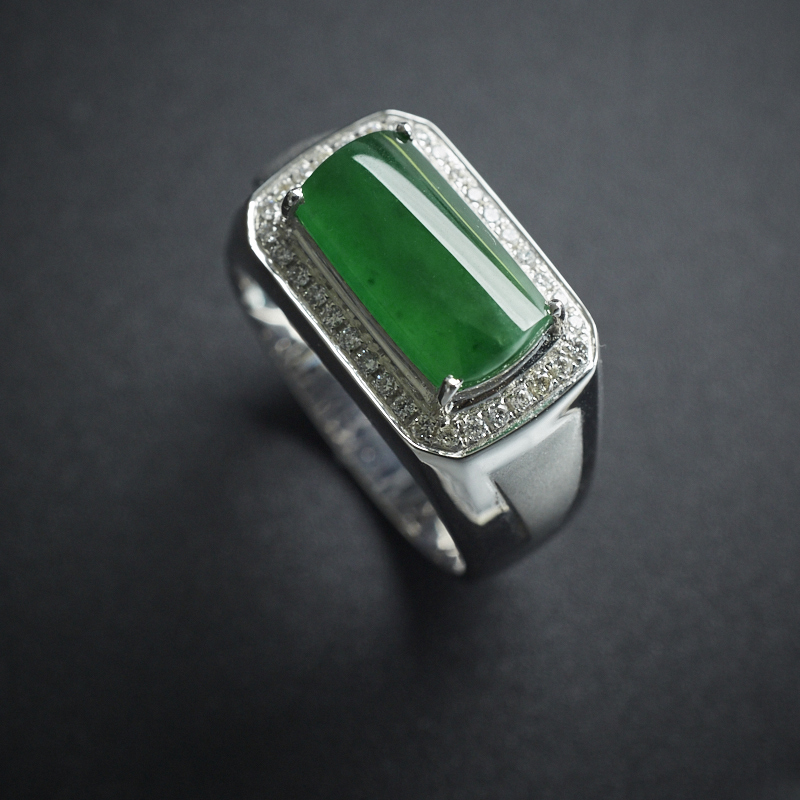 18K金镶翡翠冰糯种翠绿马鞍戒指 - 红掌柜珠宝 18K金镶翡翠冰糯种翠绿马鞍戒指 - 红掌柜珠宝