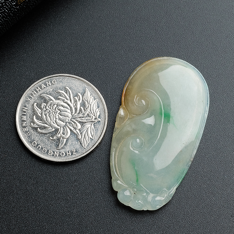 细糯种翡翠三彩如意吊坠 - 红掌柜珠宝