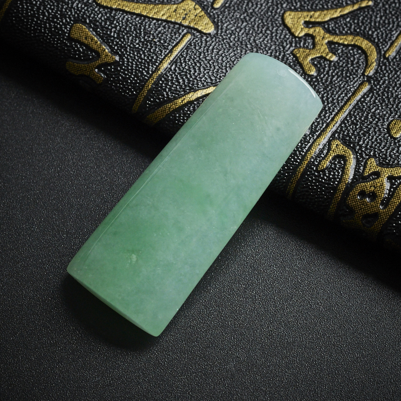 糯种苹果绿方牌吊坠 - 红掌柜珠宝