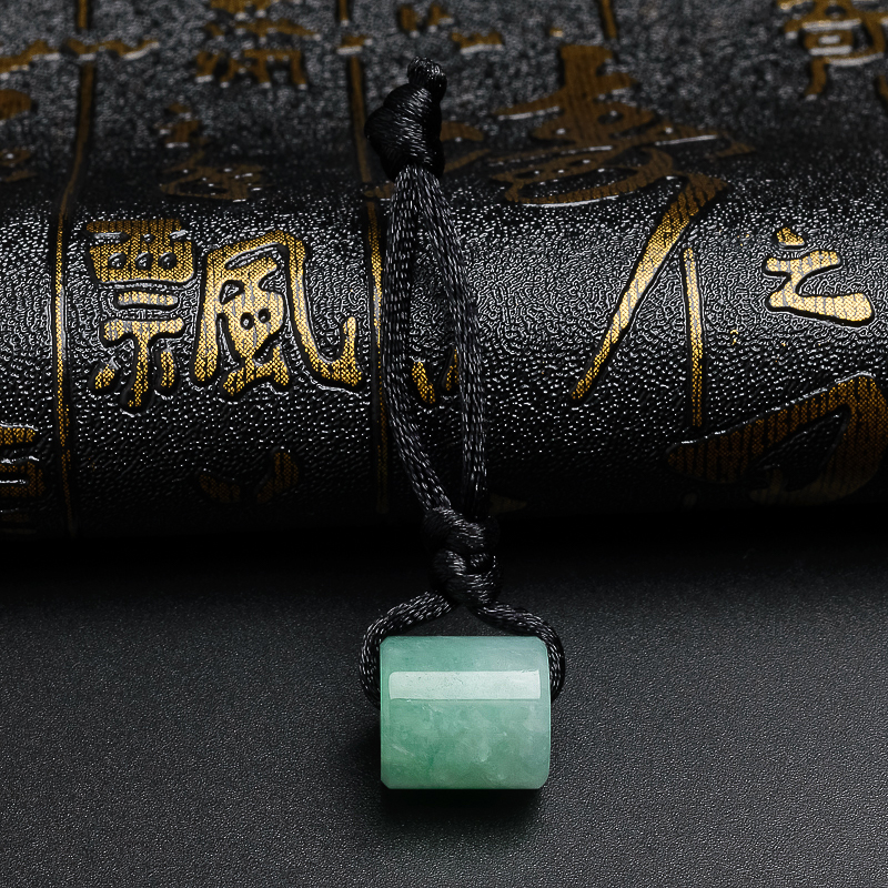 糯种翡翠吊坠-红掌柜珠宝