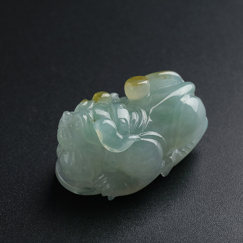 糯种浅绿飘黄翡摆件-红掌柜珠宝