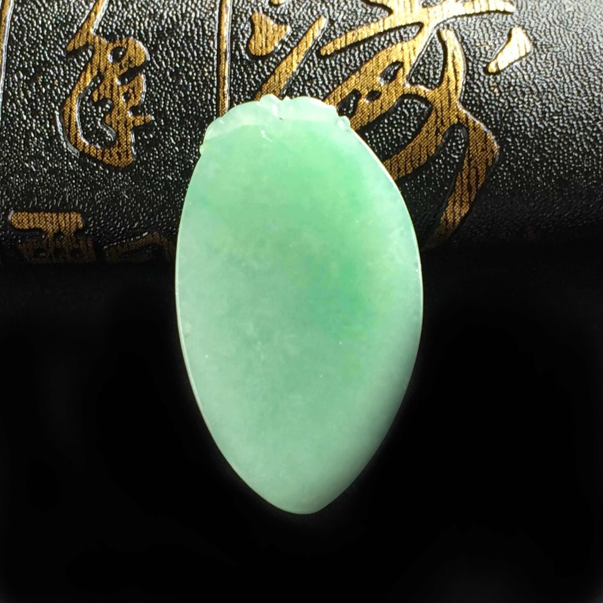 苹果绿翡翠吊坠-红掌柜珠宝