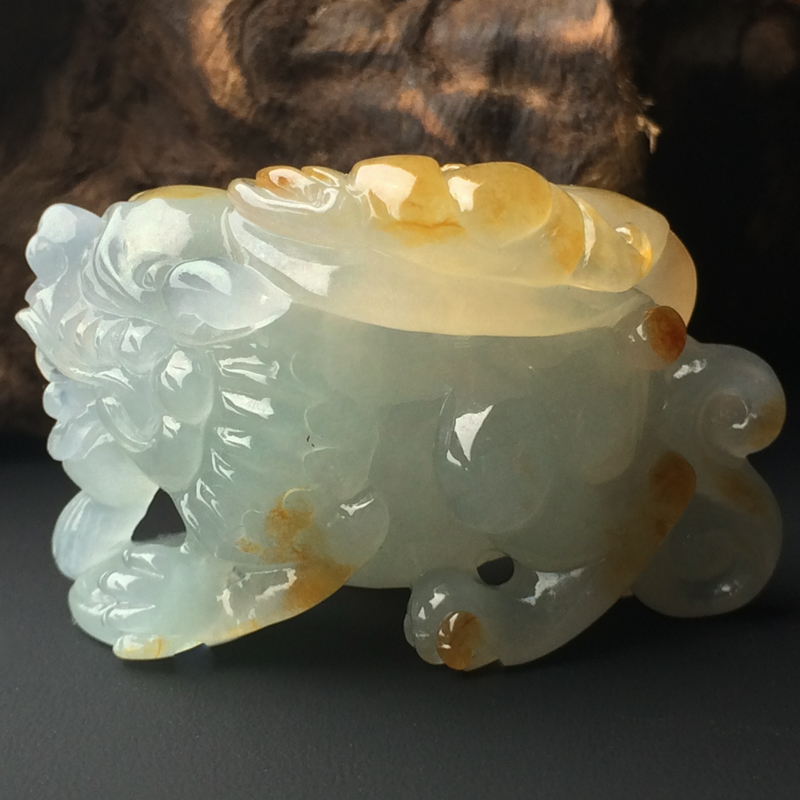 糯种翡翠貔貅吊坠-红掌柜