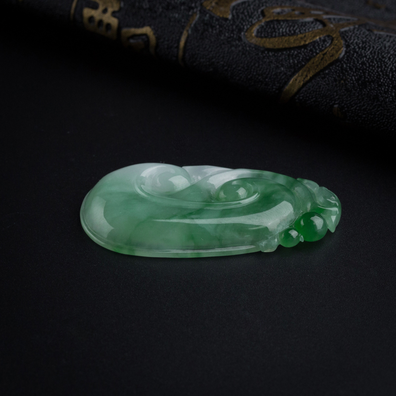 缅甸糯种翡翠如意吊坠-红掌柜珠宝