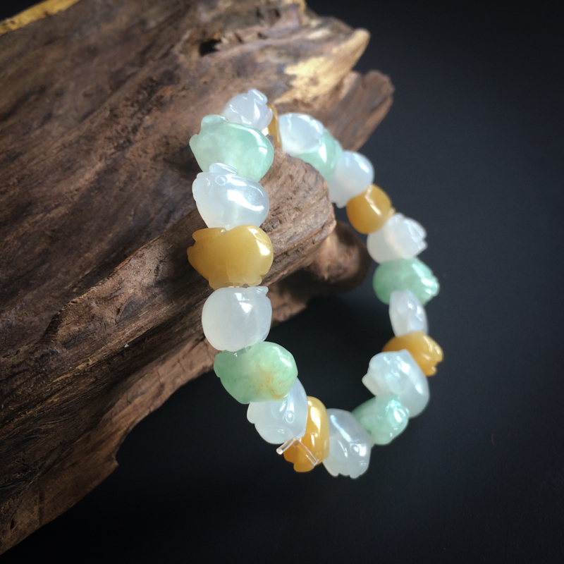 翡翠三彩小猪手串-红掌柜