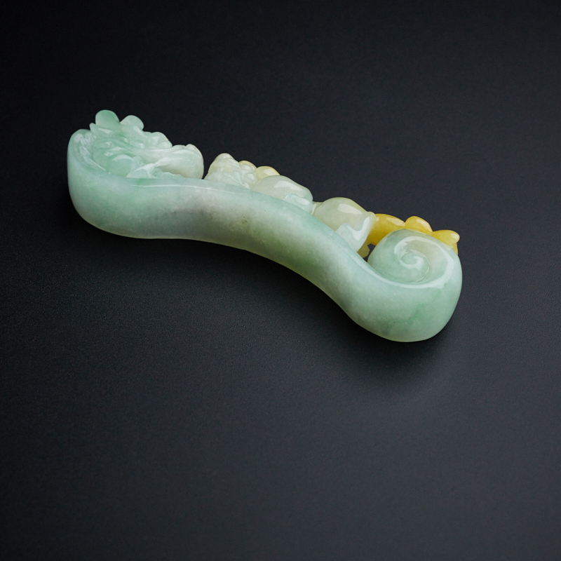 糯种龙钩摆件-红掌柜珠宝