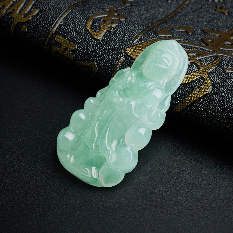 浅绿翡翠观音吊坠-红掌柜珠宝