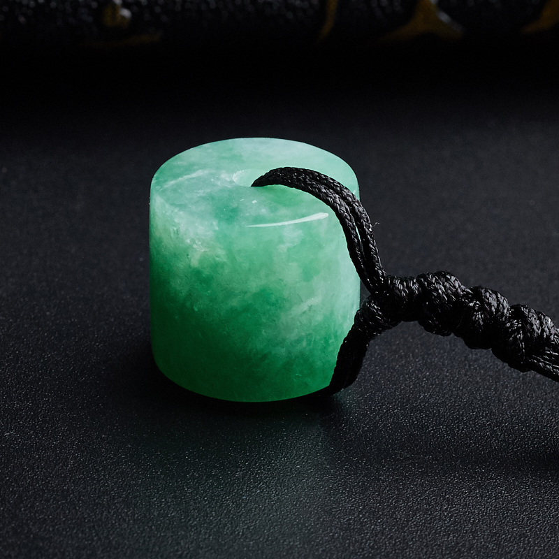 天然糯种飘绿翡翠路路通吊坠 - 红掌柜