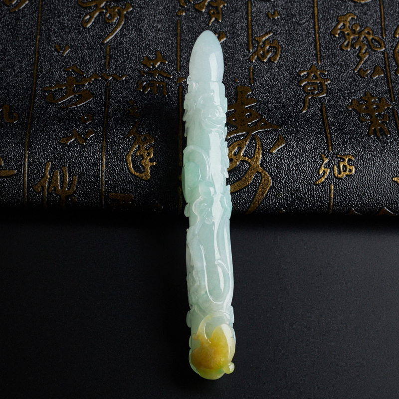 天然糯种浅绿飘黄翡毛笔摆件 - 红掌柜