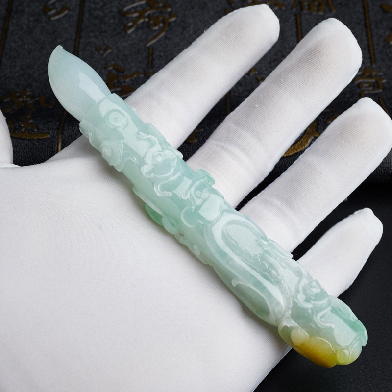 缅甸A货翡翠毛笔摆件 - 红掌柜