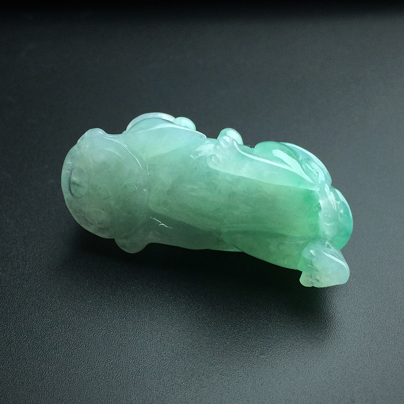 缅甸天然糯种浅绿翡翠吊坠-红掌柜