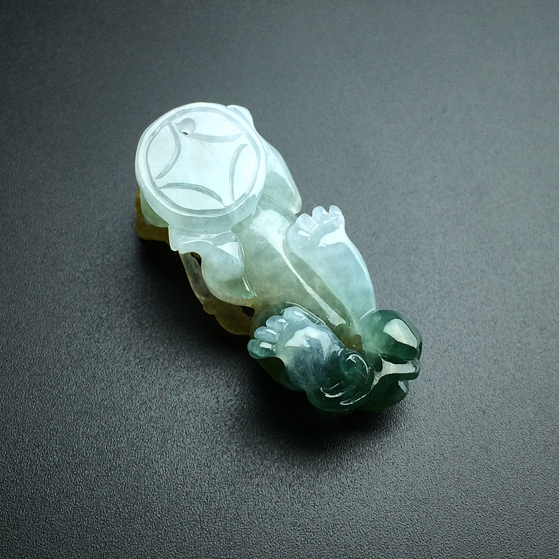 糯种黄翡俏色翡翠吊坠-红掌柜