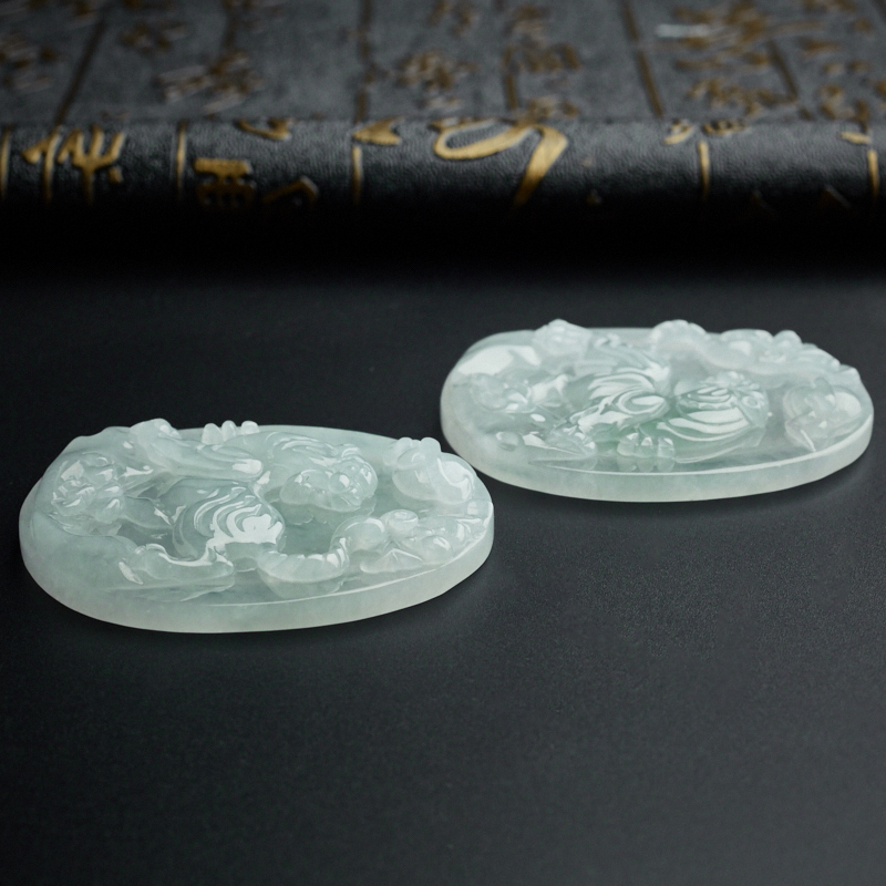 缅甸A货翡翠虎虎生威吊坠 - 红掌柜