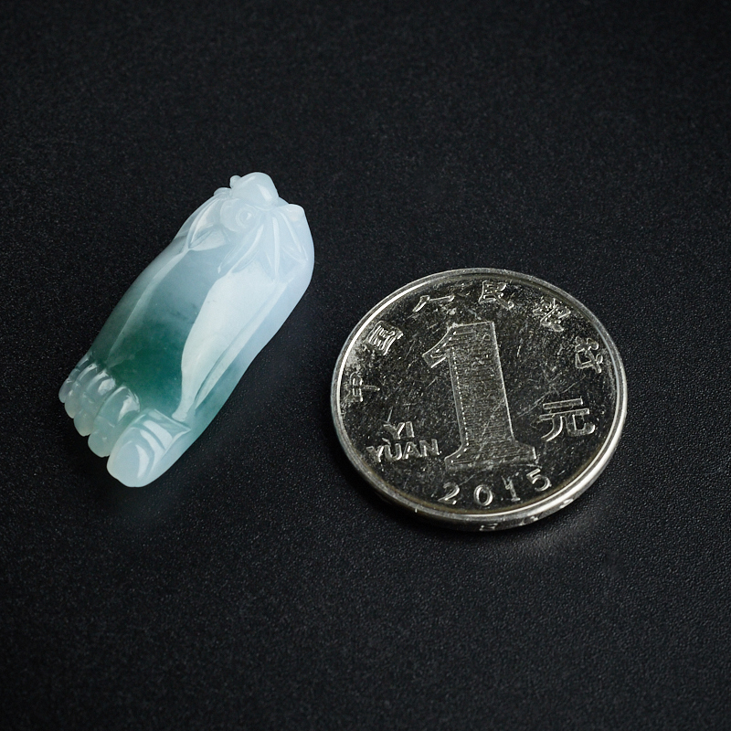 冰糯种飘绿知足常乐翡翠吊坠-红掌柜