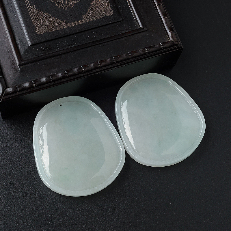 翡翠鸡牌吊坠-红掌柜