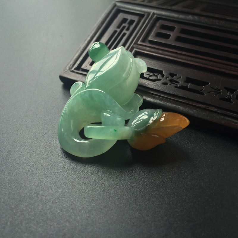 A货天然糯冰种带黄翡并蒂莲吊坠 - 红掌柜