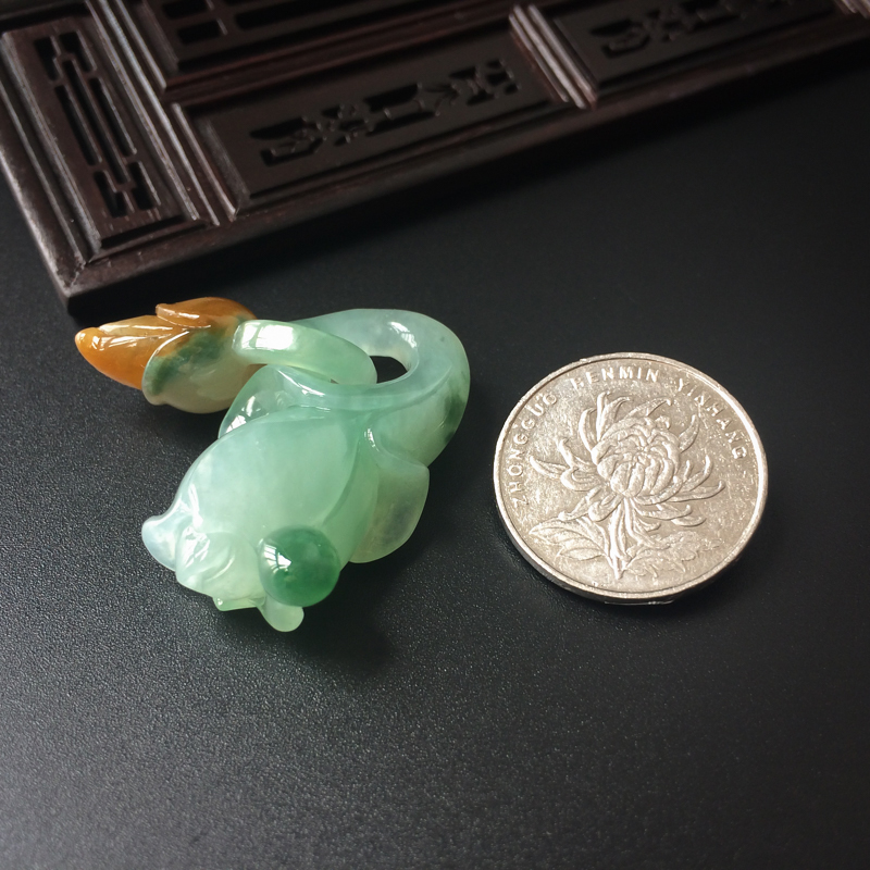 缅甸A货天然糯冰种带黄翡翡翠吊坠 - 红掌柜