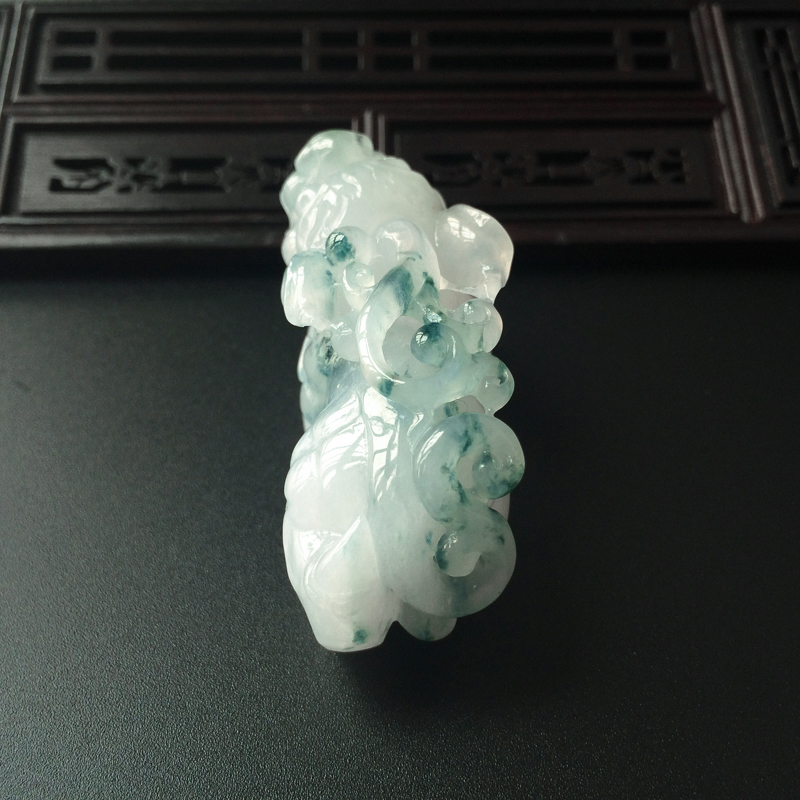 冰糯种飘蓝翡翠貔貅吊坠 - 红掌柜