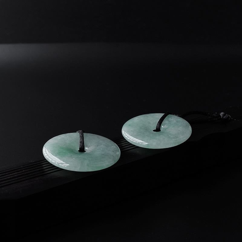 缅甸糯种苹果绿翡翠吊坠-红掌柜