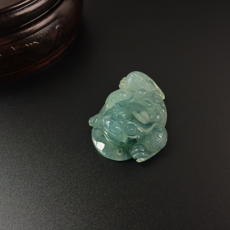 缅甸天然冰糯种飘花翡翠三足金蟾吊坠-红掌柜