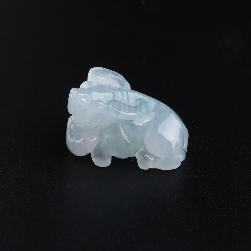 缅甸天然糯种淡绿翡翠吊坠-红掌柜