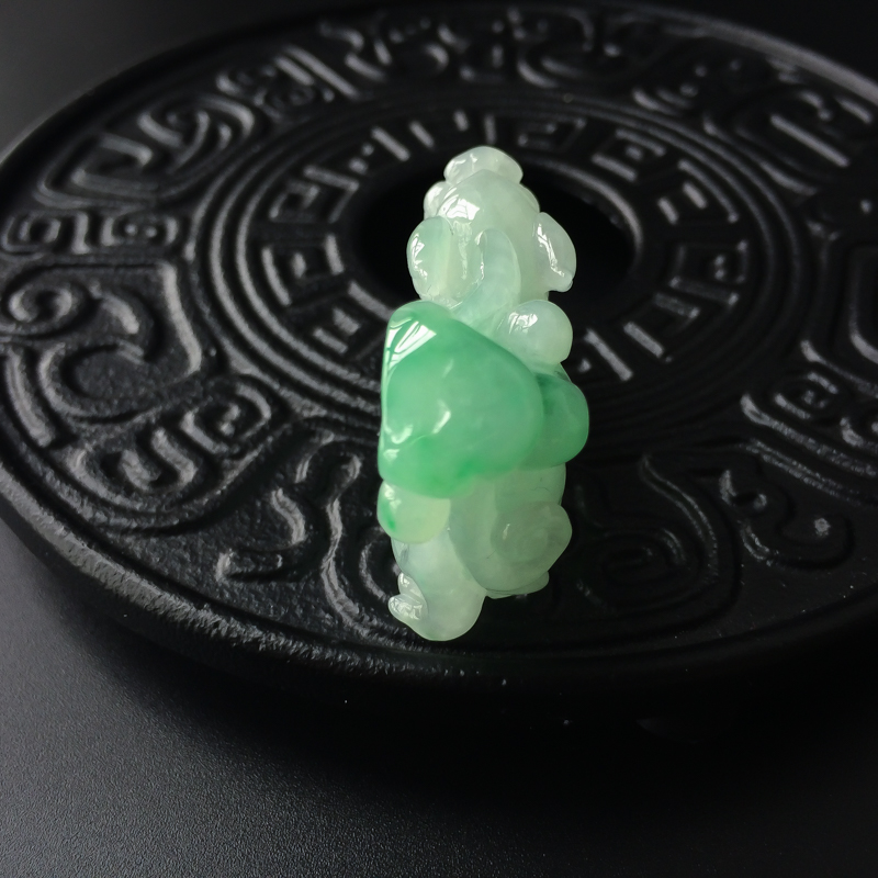 缅甸细糯种飘花翡翠貔貅吊坠-红掌柜