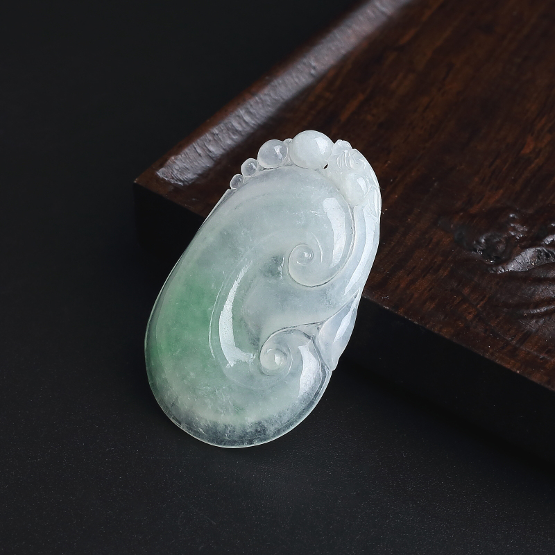 糯种飘花翡翠如意吊坠 - 红掌柜