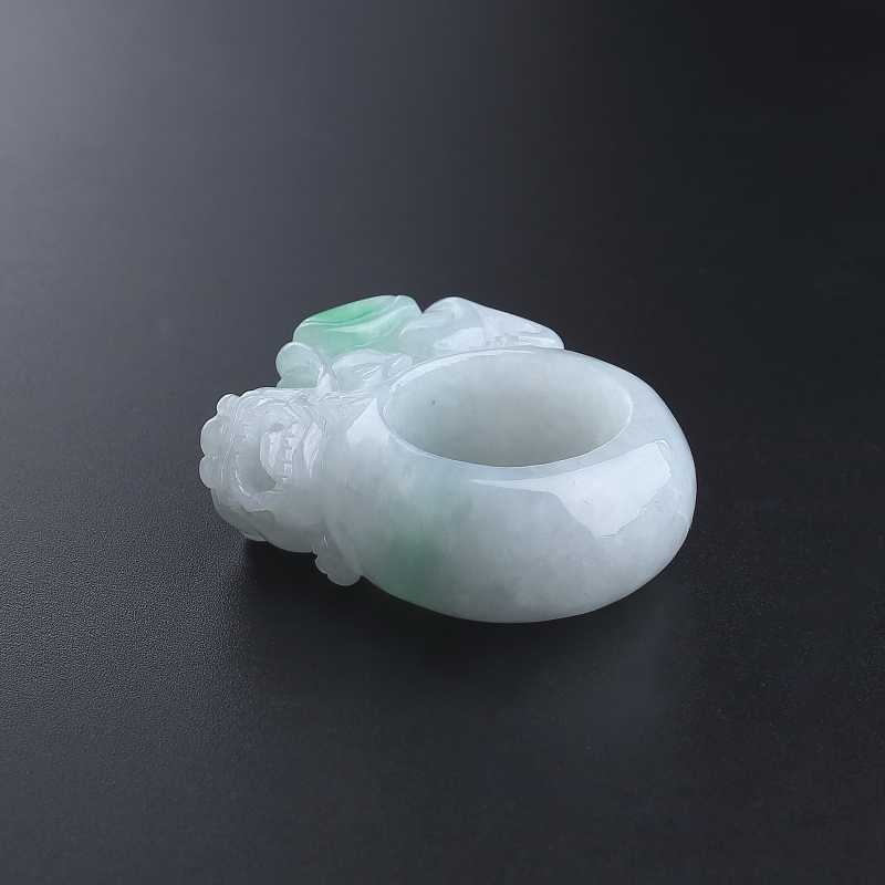 翡翠貔貅扳指 - 红掌柜