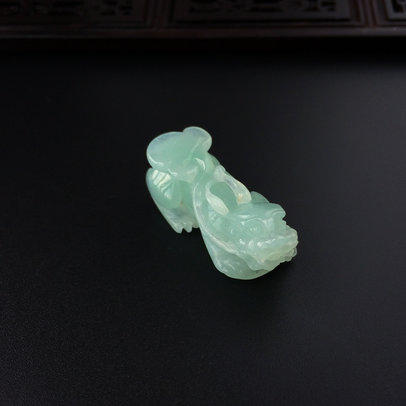 缅甸天然糯种浅绿翡翠貔貅吊坠-红掌柜